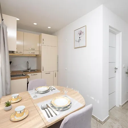 1 Bedroom Gorgeous In * Imotski